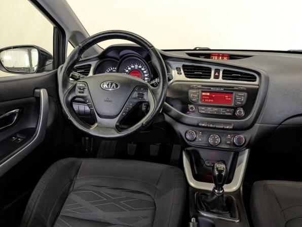 Kia Ceed II с пробегом 2014 года, цена 975 000 рублей, 154944 км, универсал, Автокод Объявления