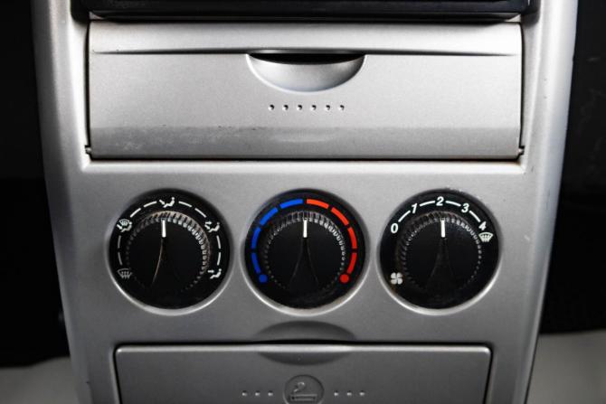 Lada (ВАЗ) Priora I с пробегом 2012 года, цена 309 000 рублей, 220000 км, седан, Автокод Объявления