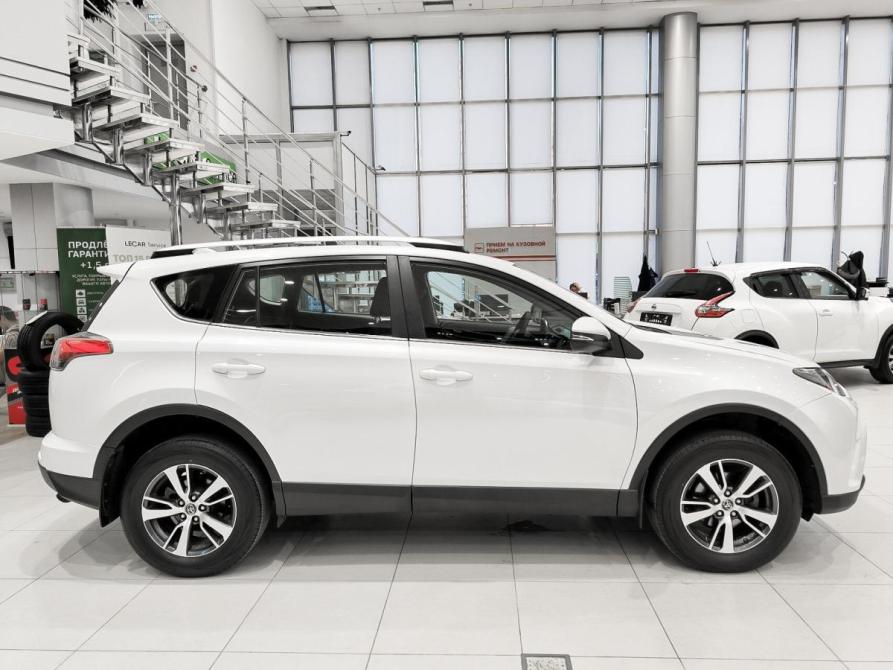 Toyota RAV4 IV (XA40) Рестайлинг Казань  - изображение 5
