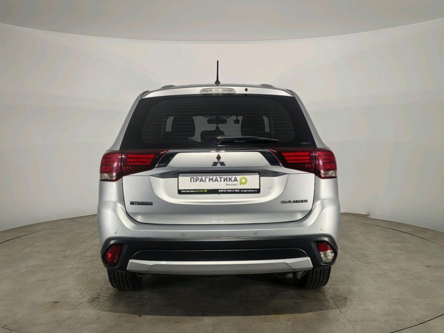 Mitsubishi Outlander III Рестайлинг 2 Санкт-Петербург  - изображение 6