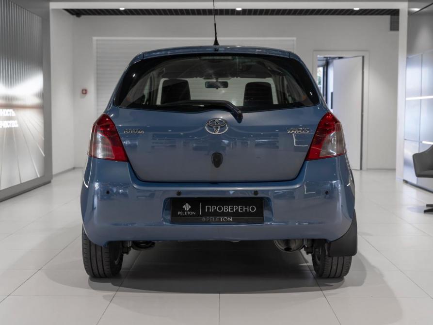 Toyota Yaris II Москва  - изображение 6
