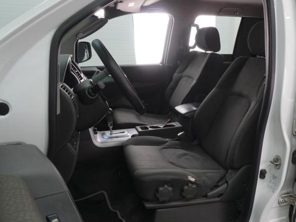 Nissan Pathfinder III Рестайлинг с пробегом 2014 года, цена 1 749 000 рублей, 286848 км, внедорожник, Автокод Объявления