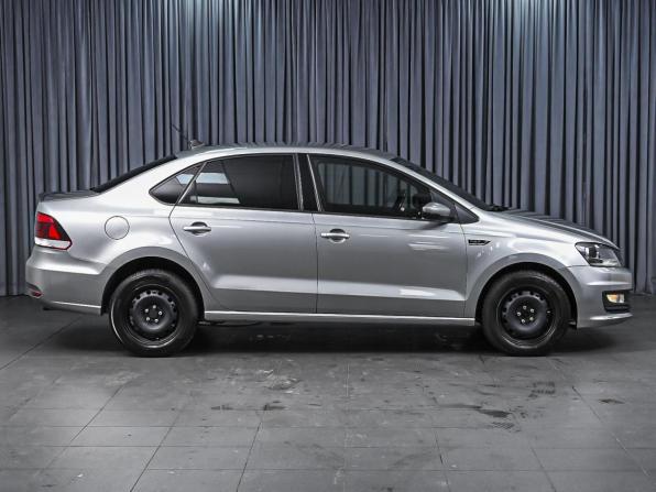 Volkswagen Polo V Рестайлинг с пробегом 2018 года, цена 1 228 000 рублей, 158273 км, седан, Автокод Объявления