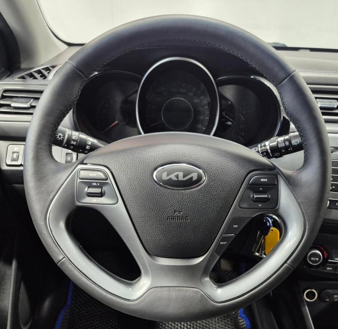 Kia Rio III Рестайлинг Воронеж  - изображение 11