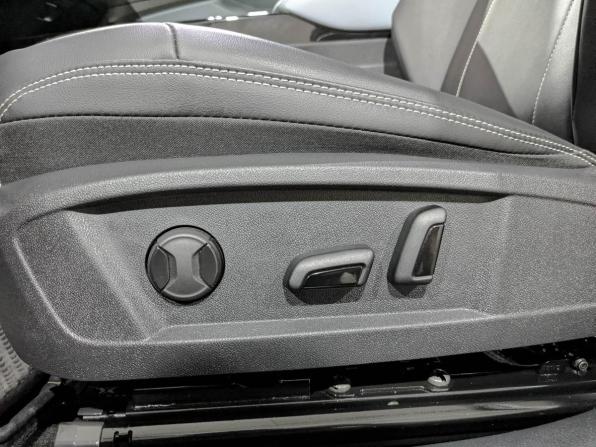Volkswagen ID.4 с пробегом 2022 года, цена 2 850 000 рублей, 29771 км, внедорожник, Автокод Объявления