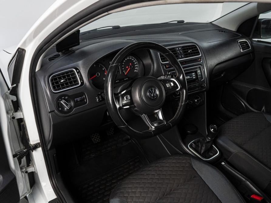 Volkswagen Polo V Рестайлинг Тюмень  - изображение 10