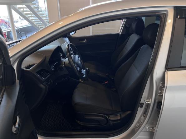 Hyundai Solaris II Рестайлинг с пробегом 2021 года, цена 1 425 000 рублей, 136063 км, седан, Автокод Объявления