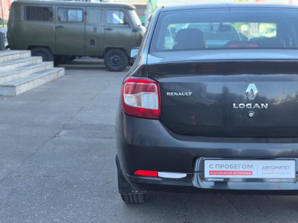 Renault Logan II Рестайлинг с пробегом 2019 года, цена 719 000 рублей, 172938 км, седан, Автокод Объявления