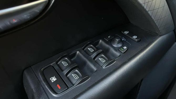 Volvo XC70 II с пробегом 2007 года, цена 945 000 рублей, 259231 км, универсал, Автокод Объявления