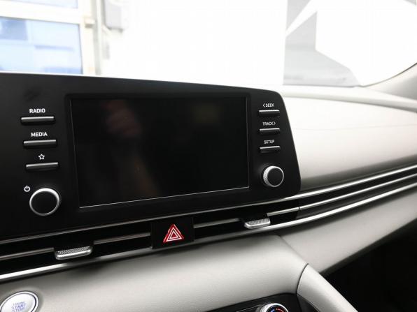 Hyundai Elantra VII (CN7) с пробегом 2022 года, цена 2 160 000 рублей, 54510 км, седан, Автокод Объявления
