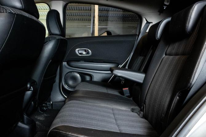 Honda Vezel I с пробегом 2014 года, цена 1 299 000 рублей, 161507 км, внедорожник, Автокод Объявления