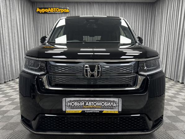 Honda Stepwgn VI с пробегом 2026 года, цена 3 700 000 рублей, 8174 км, минивэн, Автокод Объявления