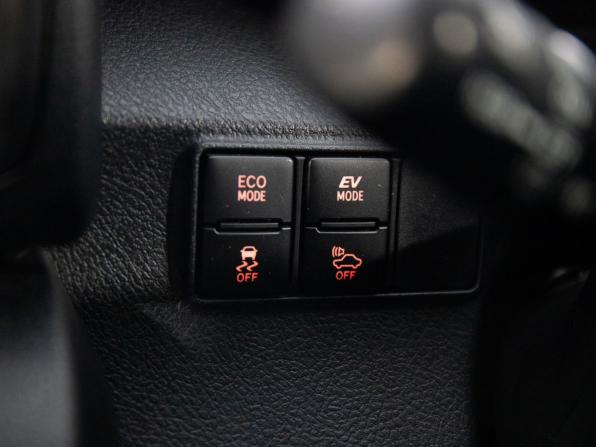Toyota Sienta II с пробегом 2015 года, цена 1 218 500 рублей, 160302 км, компактвэн, Автокод Объявления