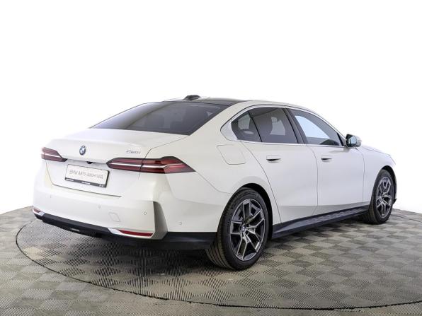 BMW 5 серии VII (G30/G31/G38) Рестайлинг с пробегом 2023 года, цена 6 650 000 рублей, 22065 км, седан, Автокод Объявления
