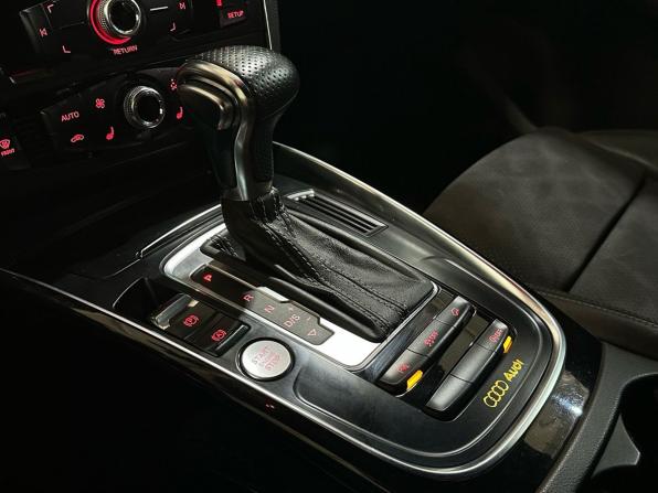Audi Q5 I (8R) Рестайлинг с пробегом 2014 года, цена 2 299 900 рублей, 178696 км, внедорожник, Автокод Объявления