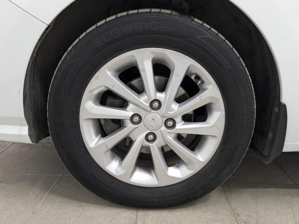 Hyundai Solaris II Рестайлинг с пробегом 2021 года, цена 1 585 000 рублей, 78605 км, седан, Автокод Объявления
