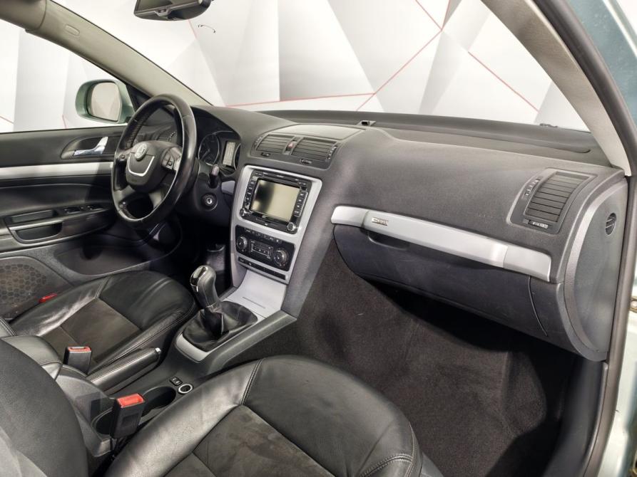 Skoda Octavia II (A5) Рестайлинг Москва  - изображение 12
