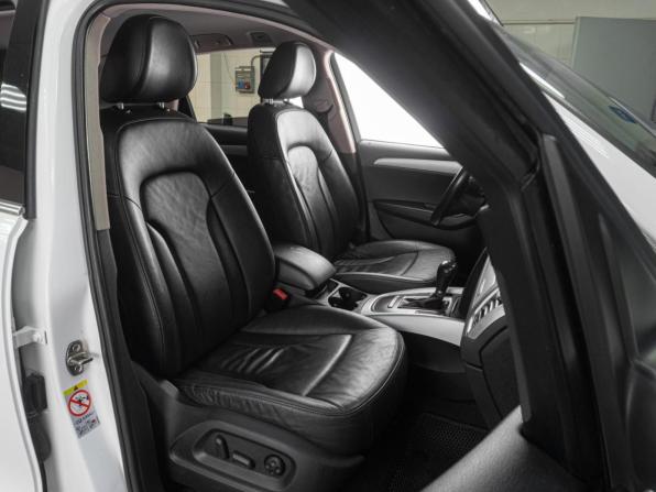 Audi Q5 I (8R) с пробегом 2010 года, цена 1 429 000 рублей, 220622 км, внедорожник, Автокод Объявления
