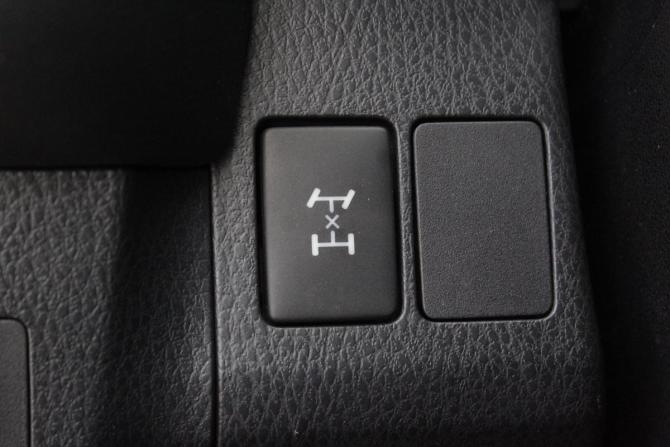 Toyota RAV4 IV (XA40) с пробегом 2013 года, цена 1 790 000 рублей, 170716 км, внедорожник, Автокод Объявления