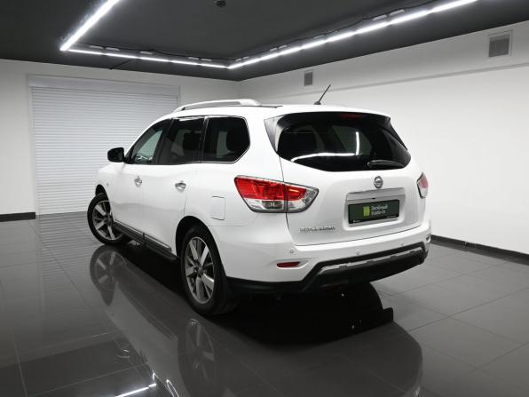 Nissan Pathfinder IV с пробегом 2015 года, цена 2 145 000 рублей, 154237 км, внедорожник, Автокод Объявления