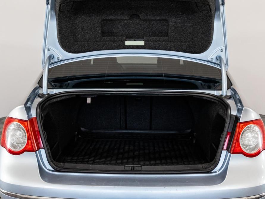 Volkswagen Passat B6 Санкт-Петербург  - изображение 18