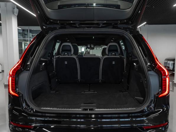 Volvo XC90 II Рестайлинг 2 с пробегом 2025 года, цена 9 700 000 рублей, 15 км, внедорожник, Автокод Объявления