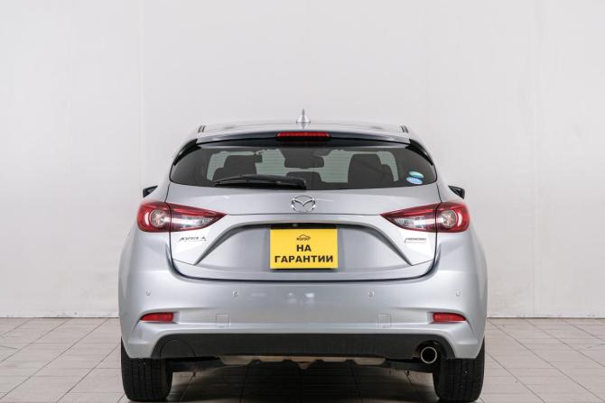 Mazda Axela III Рестайлинг с пробегом 2018 года, цена 1 549 000 рублей, 100857 км, хэтчбек, Автокод Объявления