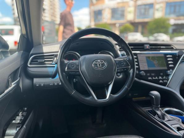 Toyota Camry VIII (XV70) с пробегом 2018 года, цена 2 600 000 рублей, 124009 км, седан, Автокод Объявления