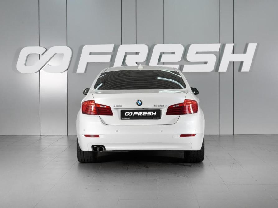 BMW 5 серии VI (F10/F11/F07) Рестайлинг Минеральные Воды  - изображение 4