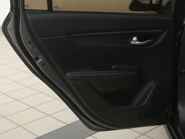 Kia Rio IV Рестайлинг с пробегом 2021 года, цена 1 536 000 рублей, 121000 км, хэтчбек, Автокод Объявления