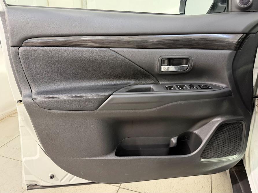 Mitsubishi Outlander III Рестайлинг 2 Химки  - изображение 16