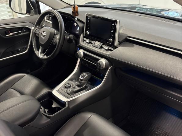 Toyota RAV4 V (XA50) с пробегом 2020 года, цена 3 330 000 рублей, 76266 км, внедорожник, Автокод Объявления