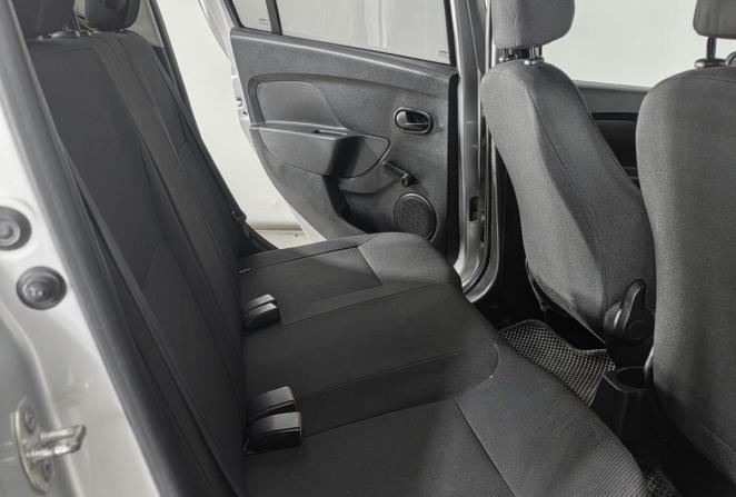 Renault Logan II Рестайлинг с пробегом 2019 года, цена 405 000 рублей, 221000 км, седан, Автокод Объявления