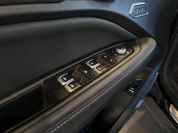 Geely Tugella I Рестайлинг с пробегом 2023 года, цена 3 290 000 рублей, 9991 км, внедорожник, Автокод Объявления