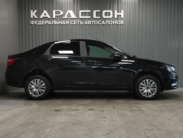 Lada (ВАЗ) Vesta I с пробегом 2022 года, цена 1 025 000 рублей, 60440 км, седан, Автокод Объявления
