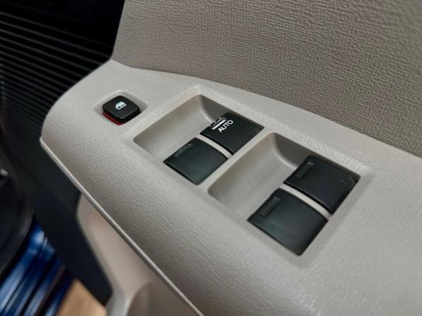 Honda Freed I с пробегом 2010 года, цена 1 220 000 рублей, 212000 км, компактвэн, Автокод Объявления