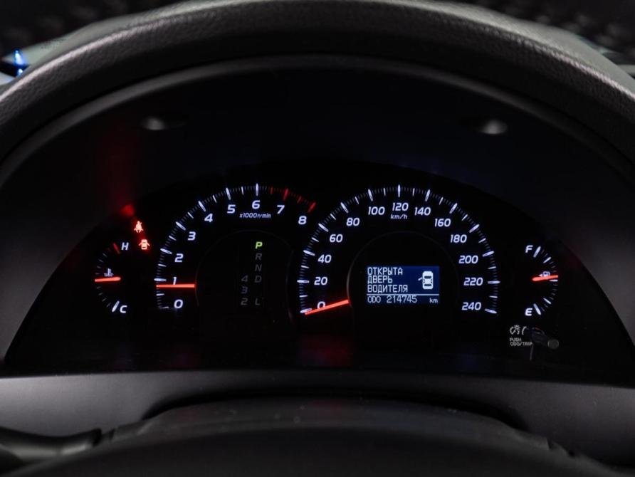 Toyota Camry VI (XV40) Рестайлинг Тюмень  - изображение 13