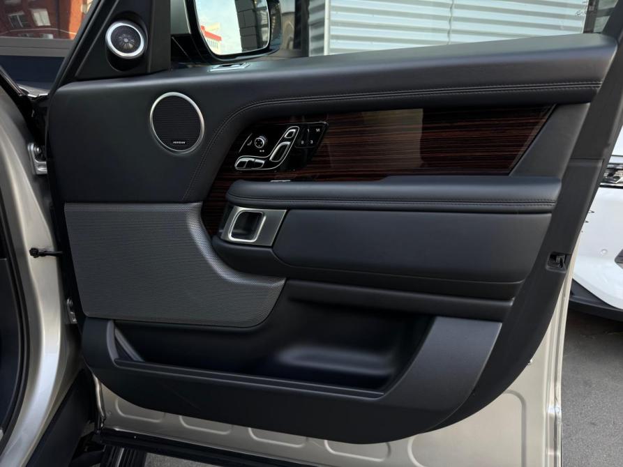 Land Rover Range Rover IV Рестайлинг Иркутск  - изображение 30
