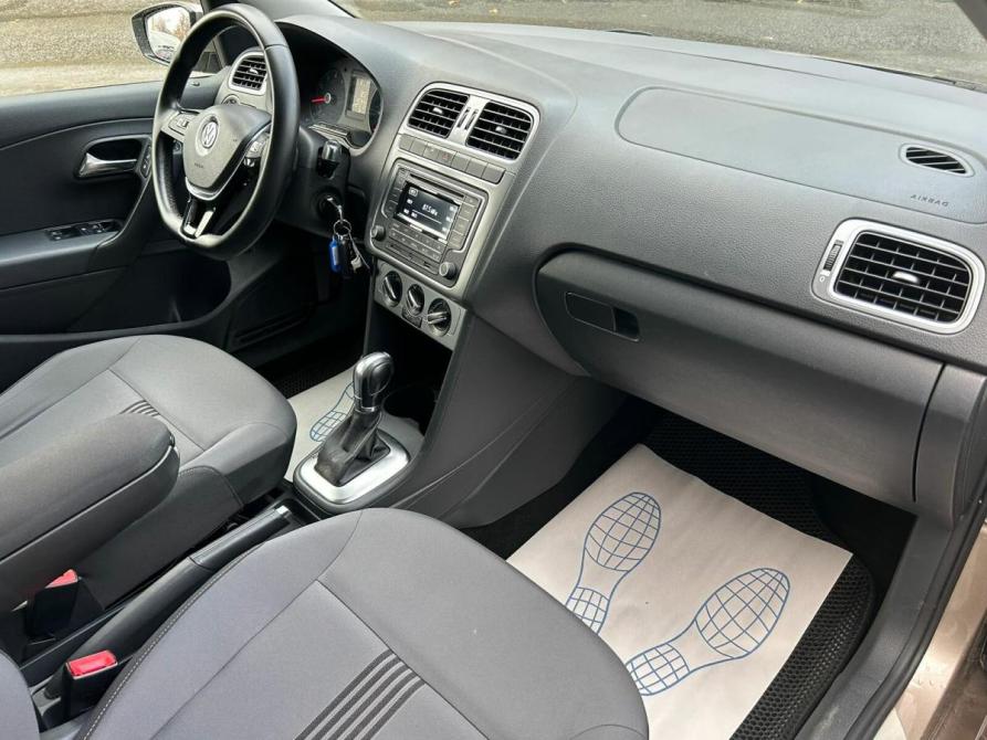 Volkswagen Polo V Рестайлинг Саратов  - изображение 14