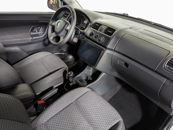 Skoda Fabia II Рестайлинг с пробегом 2013 года, цена 679 900 рублей, 203000 км, хэтчбек, Автокод Объявления