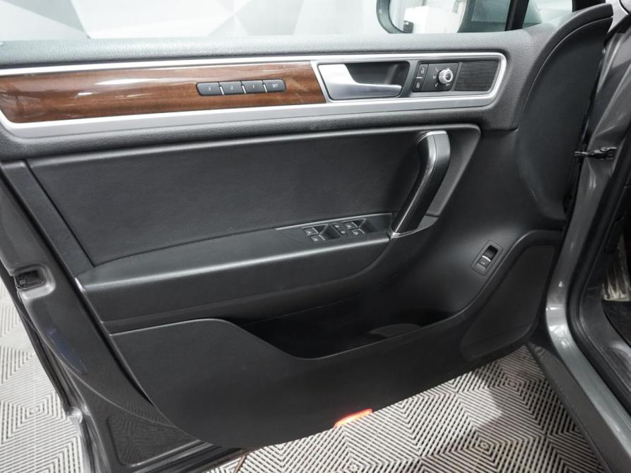 Volkswagen Touareg II Рестайлинг Ульяновск  - изображение 16
