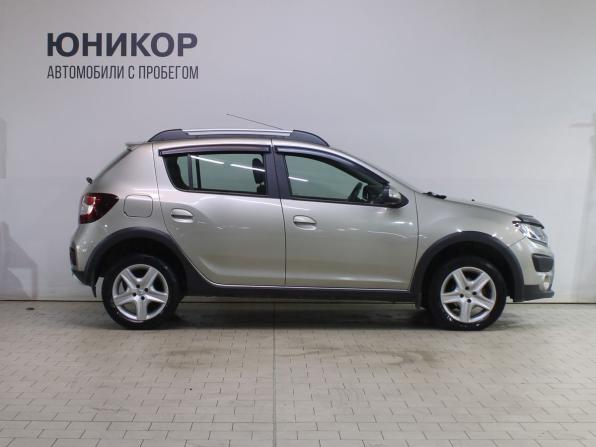 Renault Sandero II с пробегом 2017 года, цена 1 019 000 рублей, 122704 км, хэтчбек, Автокод Объявления