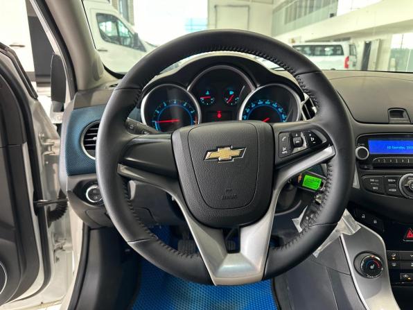 Chevrolet Cruze I Рестайлинг с пробегом 2014 года, цена 700 000 рублей, 137524 км, хэтчбек, Автокод Объявления
