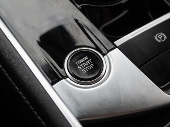 Kia Sportage V с пробегом 2024 года, цена 4 070 000 рублей, 37271 км, внедорожник, Автокод Объявления