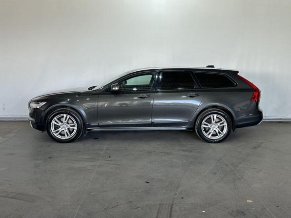 Volvo V90 Cross Country I с пробегом 2018 года, цена 2 865 000 рублей, 218806 км, универсал, Автокод Объявления