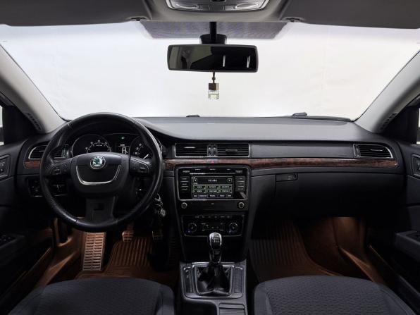 Skoda Superb II с пробегом 2010 года, цена 1 050 000 рублей, 231796 км, лифтбек, Автокод Объявления