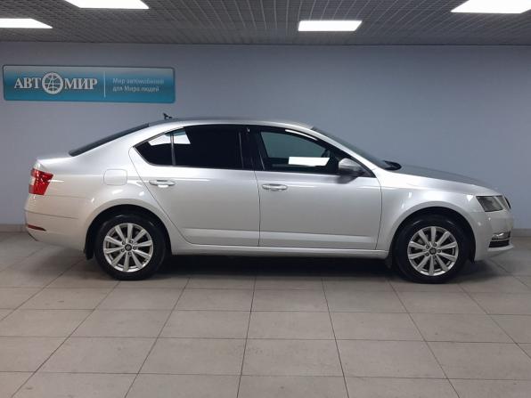 Skoda Octavia III (A7) Рестайлинг с пробегом 2017 года, цена 1 579 000 рублей, 122545 км, лифтбек, Автокод Объявления