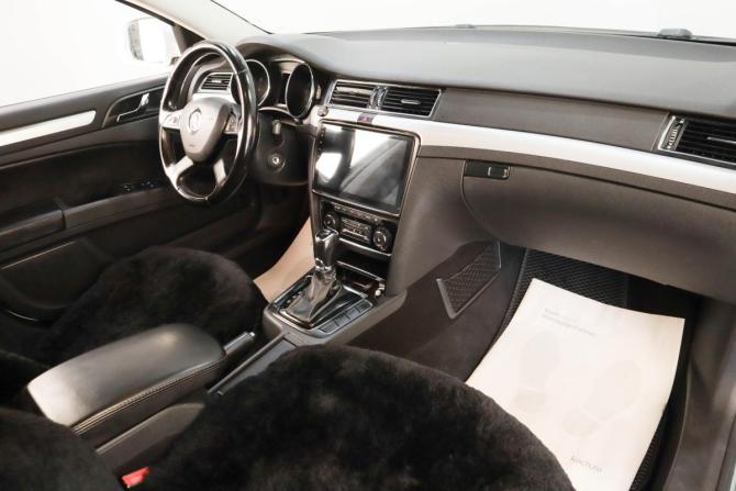 Skoda Superb II Рестайлинг с пробегом 2014 года, цена 1 379 000 рублей, 180000 км, лифтбек, Автокод Объявления