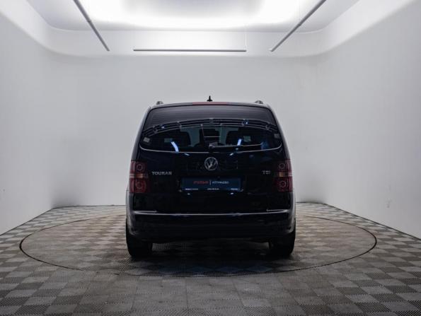 Volkswagen Touran I Рестайлинг с пробегом 2008 года, цена 570 000 рублей, 266123 км, компактвэн, Автокод Объявления