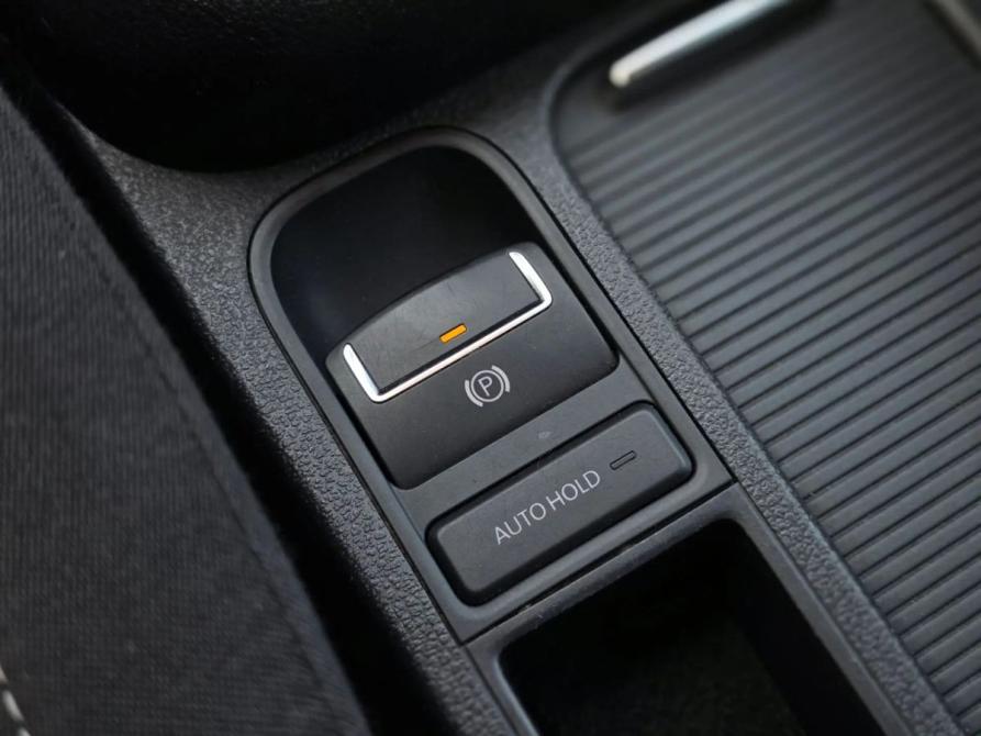 Volkswagen Tiguan I Рестайлинг Санкт-Петербург  - изображение 18